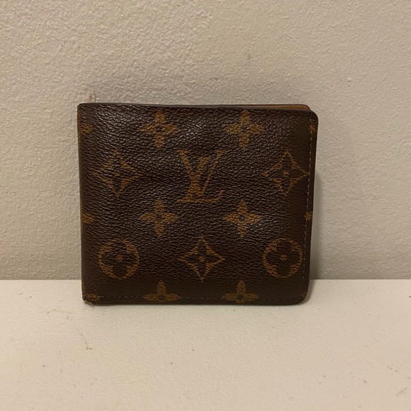 Louis Vuitton Other - Louis Vuitton (60223#) Paris men’s slim leather wallet monogram